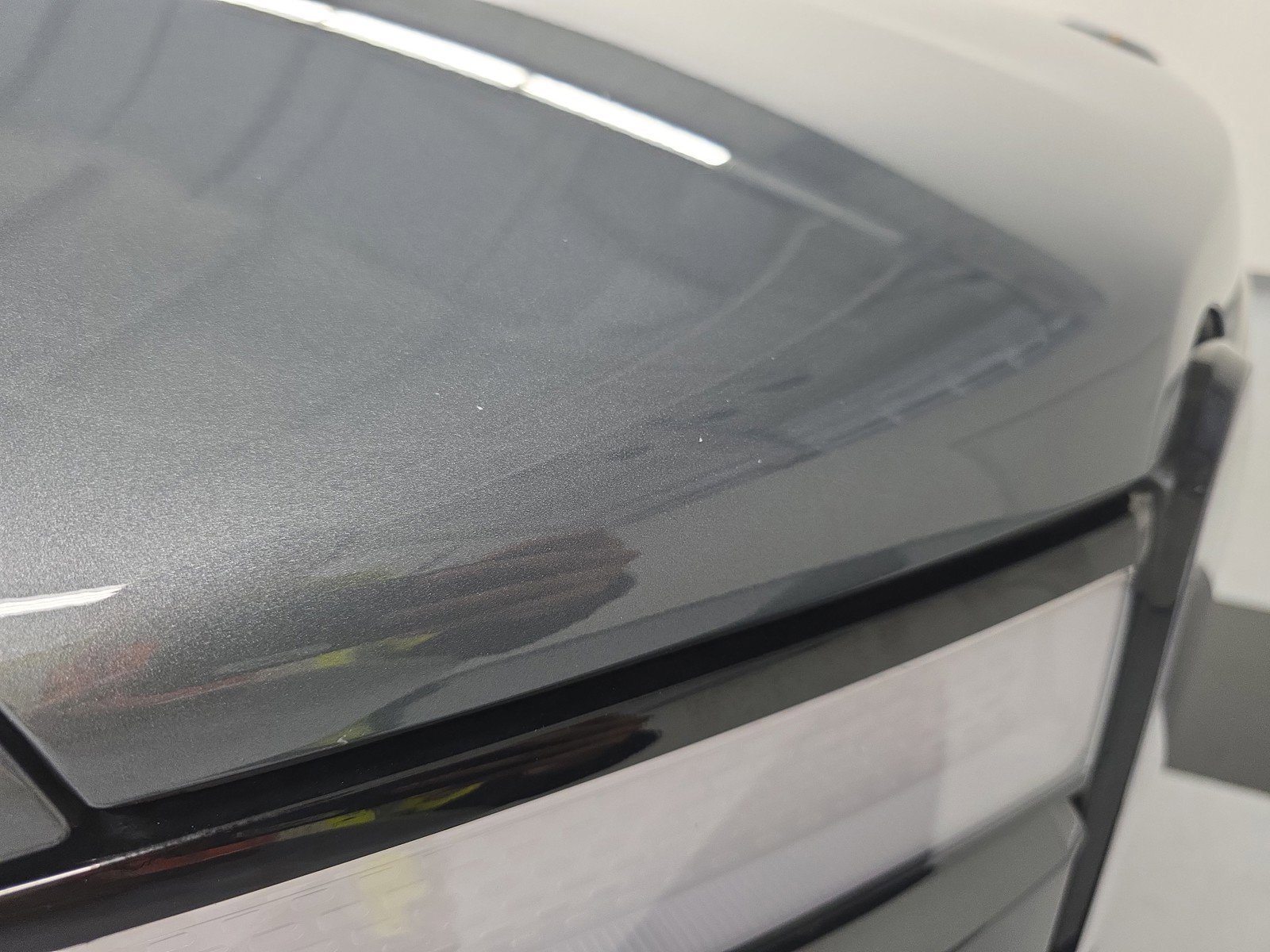 Used 2023 Rivian R1T Adventure image 33