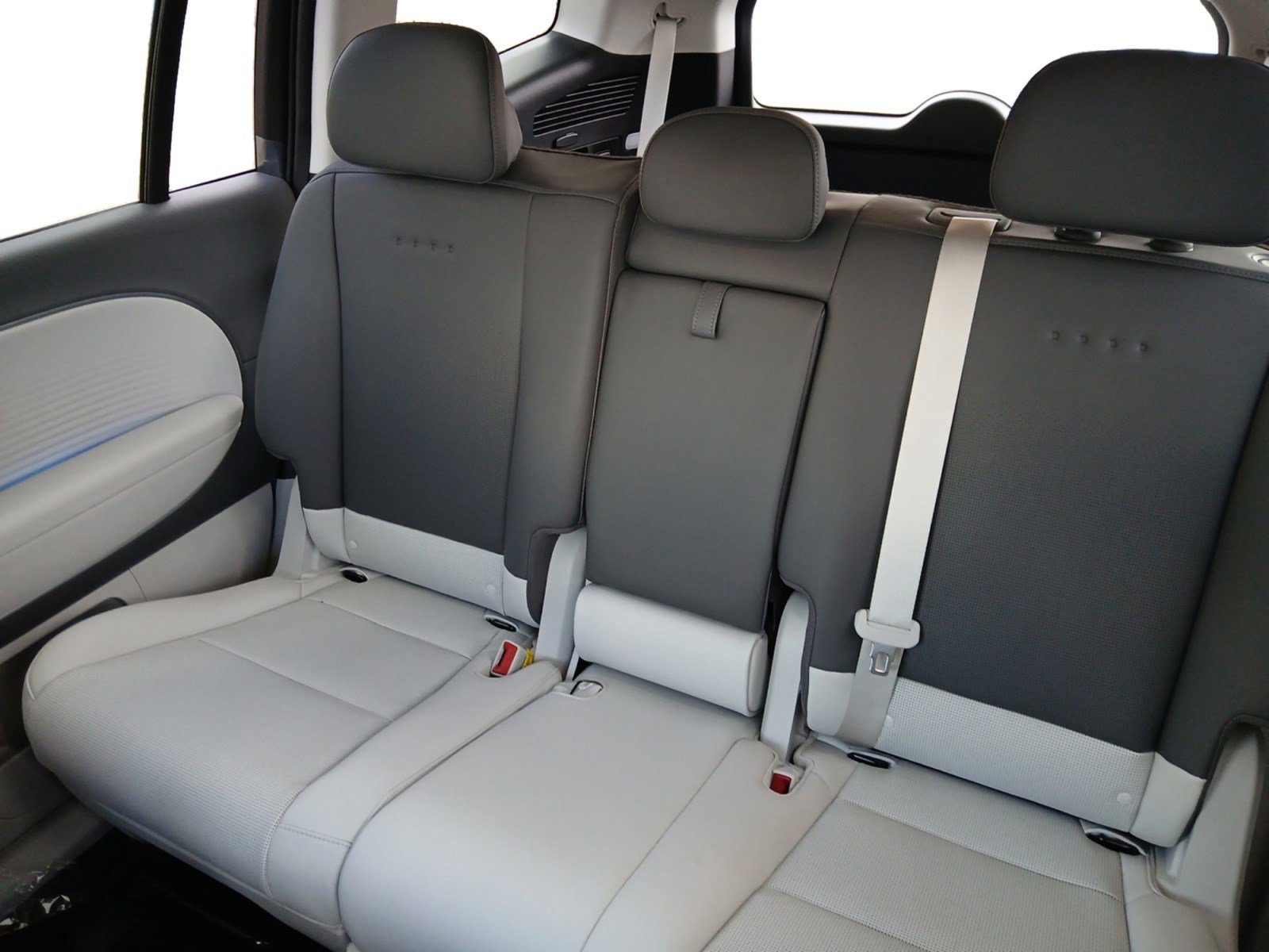 New 2026 Hyundai Ioniq 9 SEL image 13