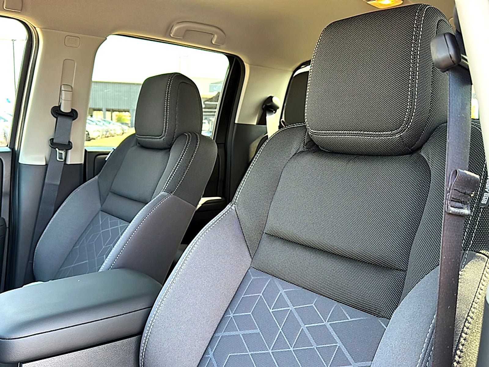New 2026 Nissan Frontier SV w/ All-Weather Content Package RWD image 9