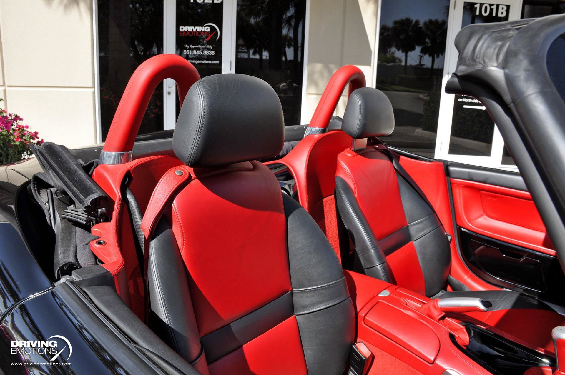 Used 2001 BMW Z8 RWD image 5