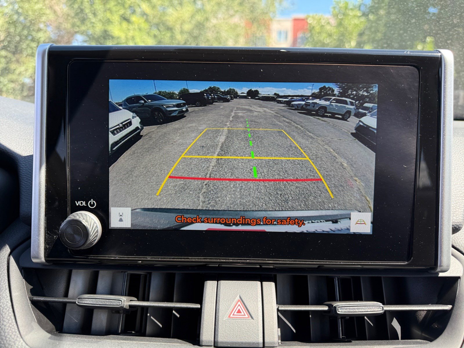 Used 2025 Toyota RAV4 LE AWD/4WD image 27