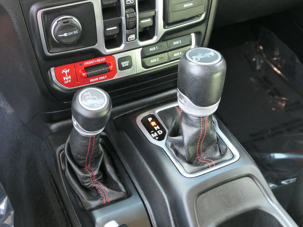 Used 2020 Jeep Wrangler Unlimited Rubicon AWD/4WD image 25