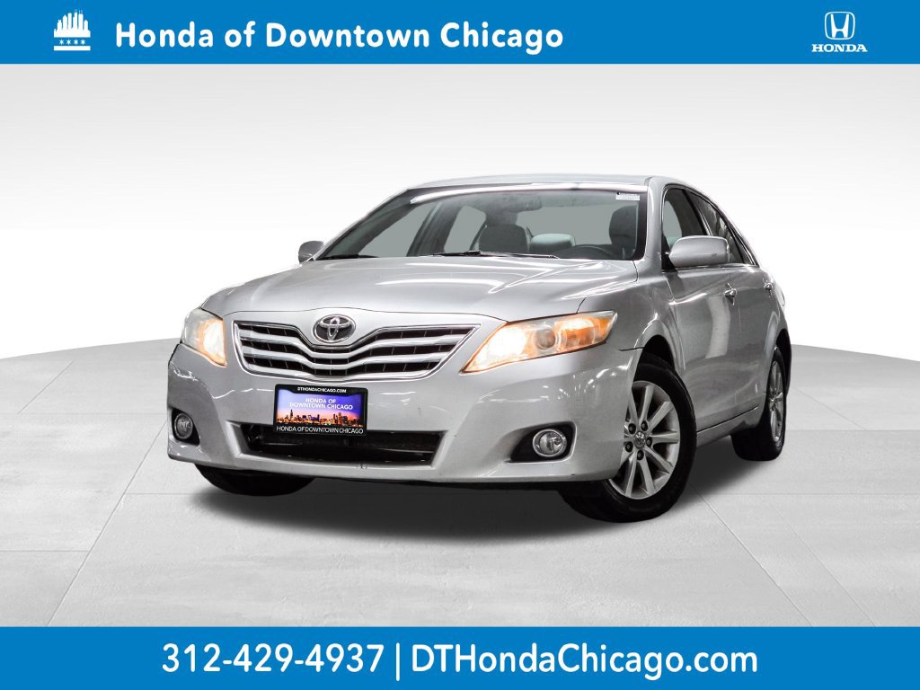 Used 2011 Toyota Camry XLE w/ XLE Extra-Value Pkg #2