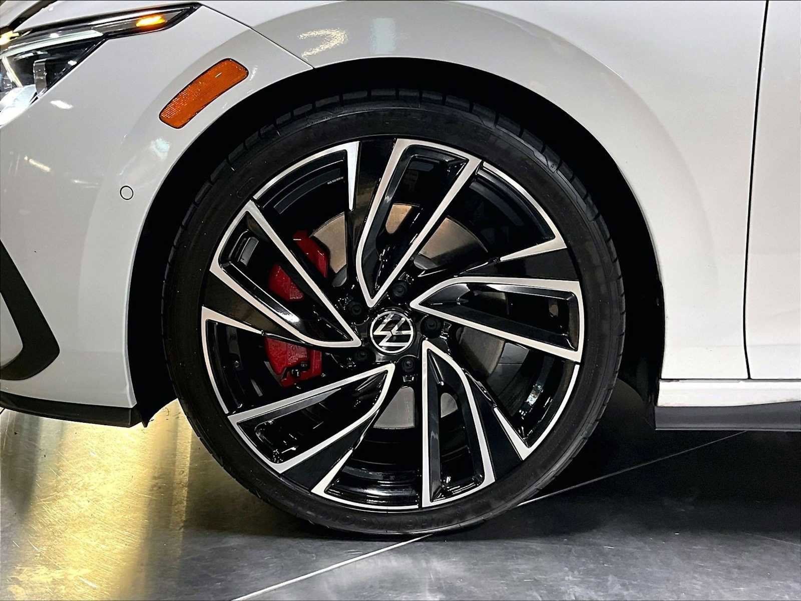 Used 2024 Volkswagen GTI Autobahn image 14