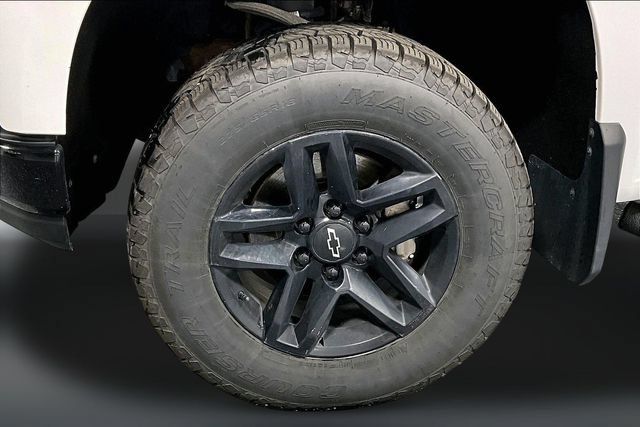 Used 2020 Chevrolet Silverado 1500 LT Trail Boss w/ Convenience Package AWD/4WD image 30
