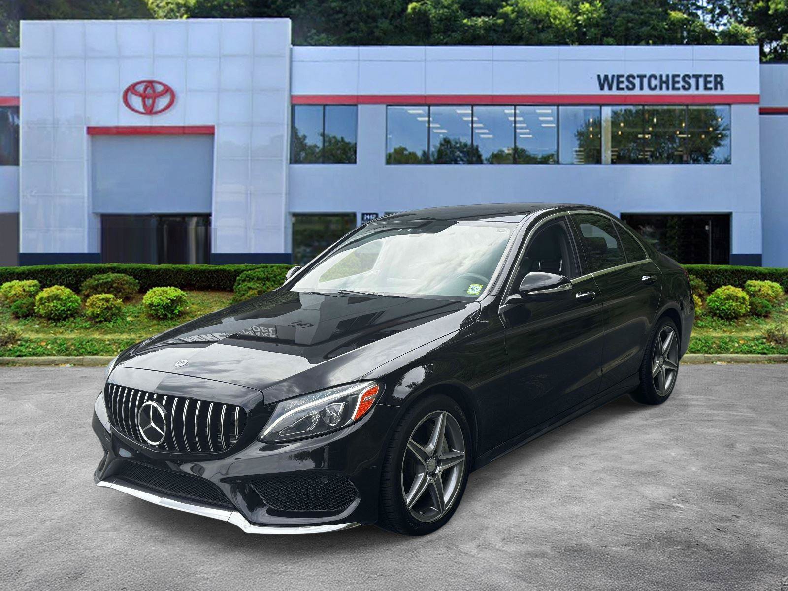 Used 2015 Mercedes-Benz C 300 4MATIC Sedan image 4