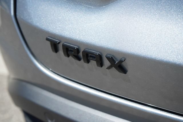 Used 2026 Chevrolet Trax RS w/ Sunroof Package FWD image 17