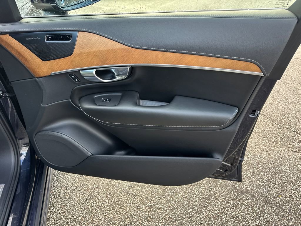 Used 2019 Volvo XC90 T6 Inscription w/ Advanced Package image 14