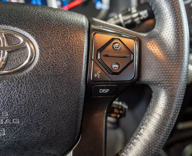 Used 2019 Toyota 4Runner TRD Off-Road Premium AWD/4WD image 27