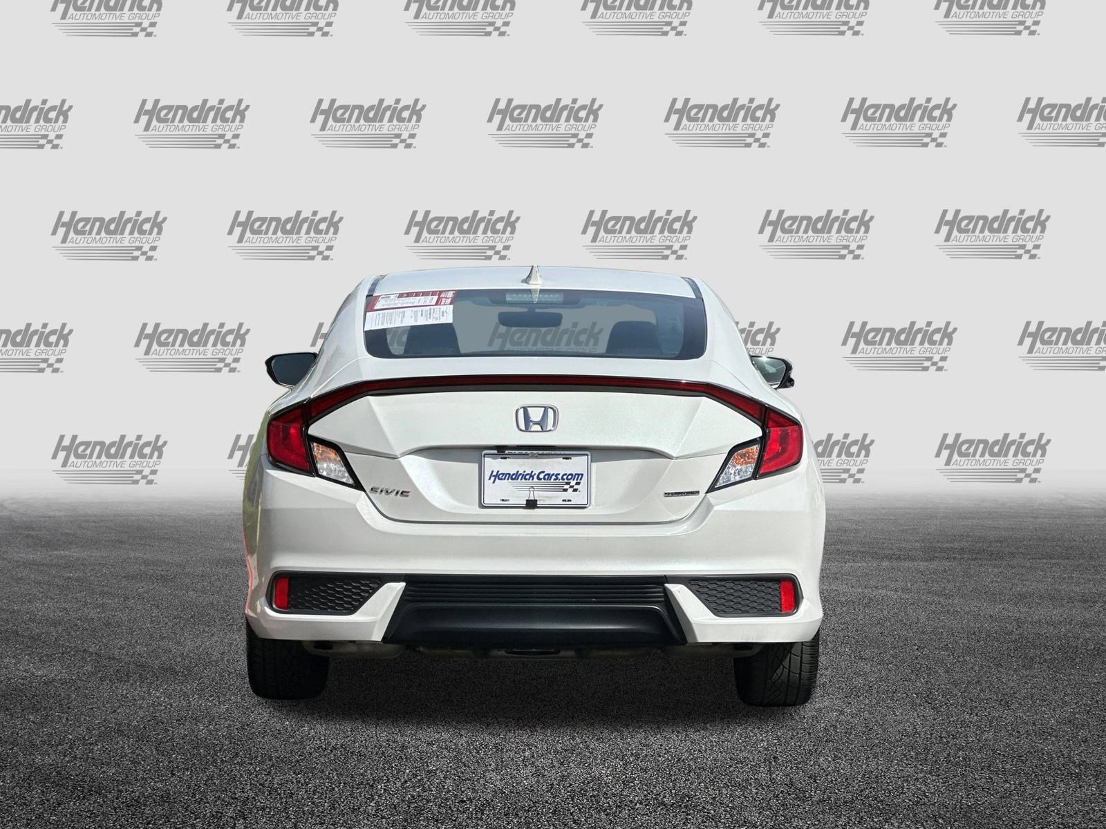 Used 2019 Honda Civic Touring image 6