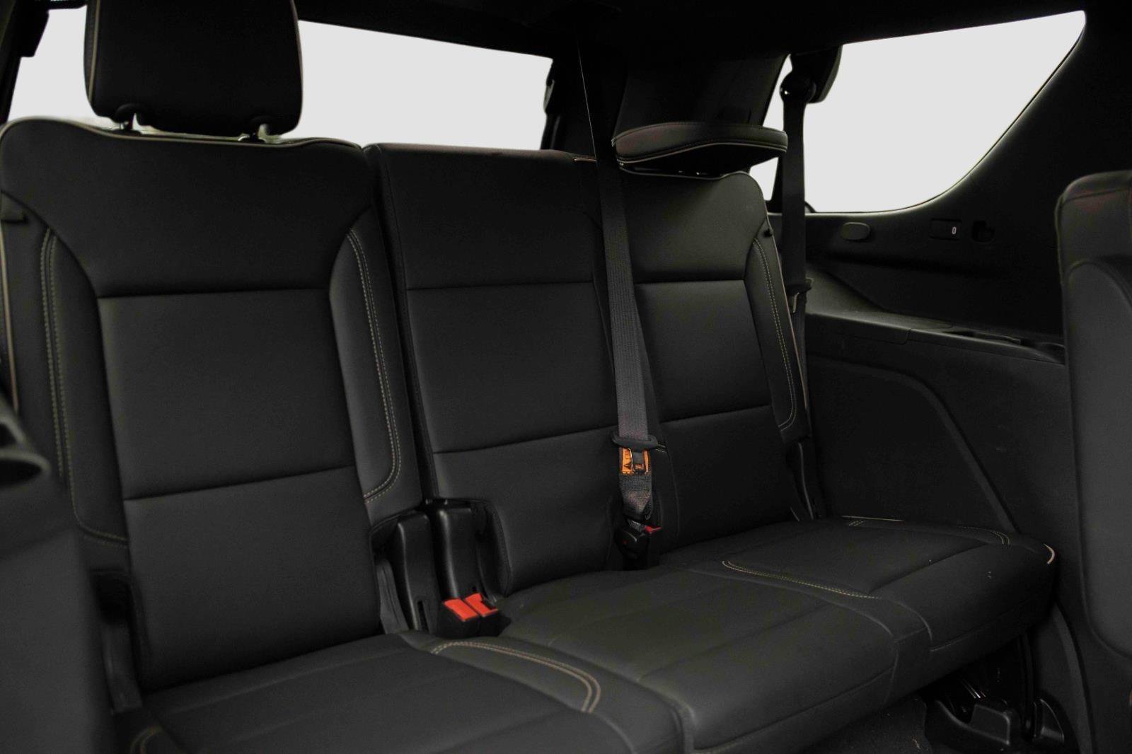 Used 2024 Chevrolet Tahoe Premier image 16