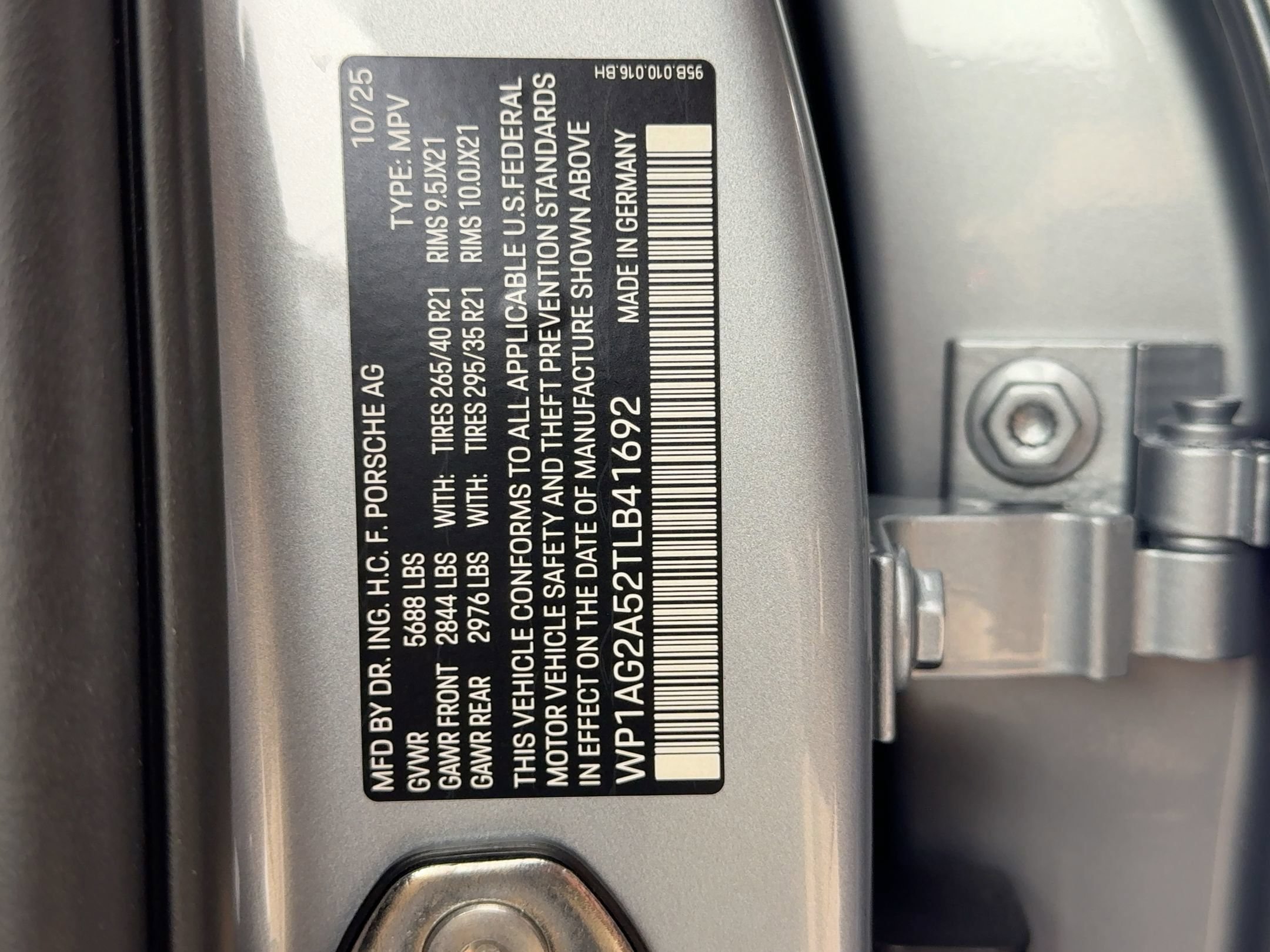 Certified 2026 Porsche Macan S AWD/4WD image 20