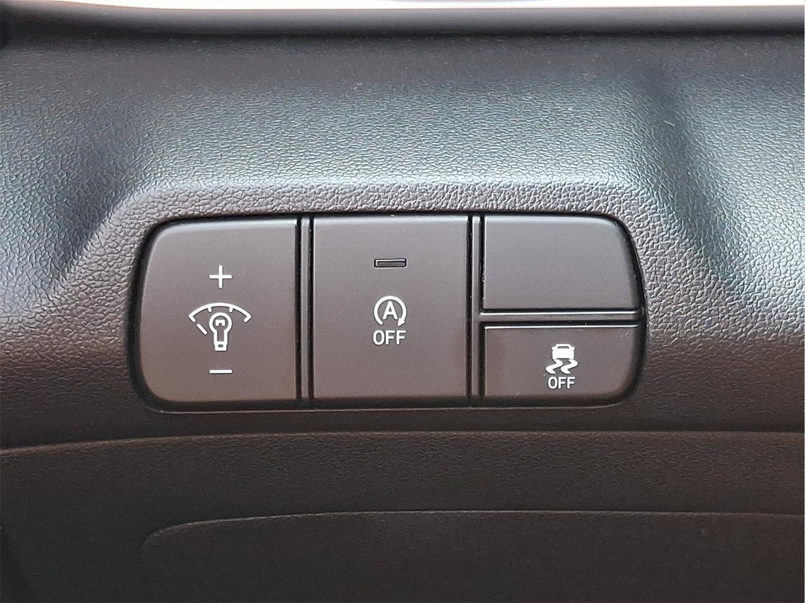 Certified 2024 Hyundai Elantra SE FWD image 21