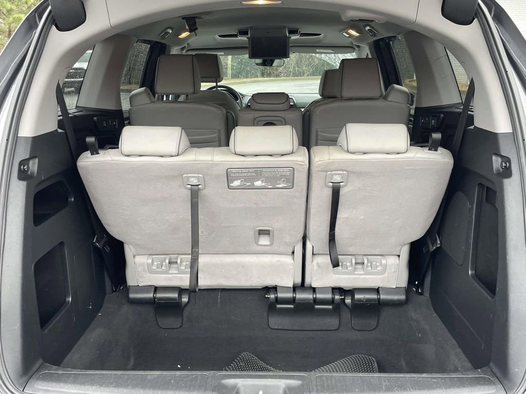 Used 2022 Honda Odyssey Elite image 12