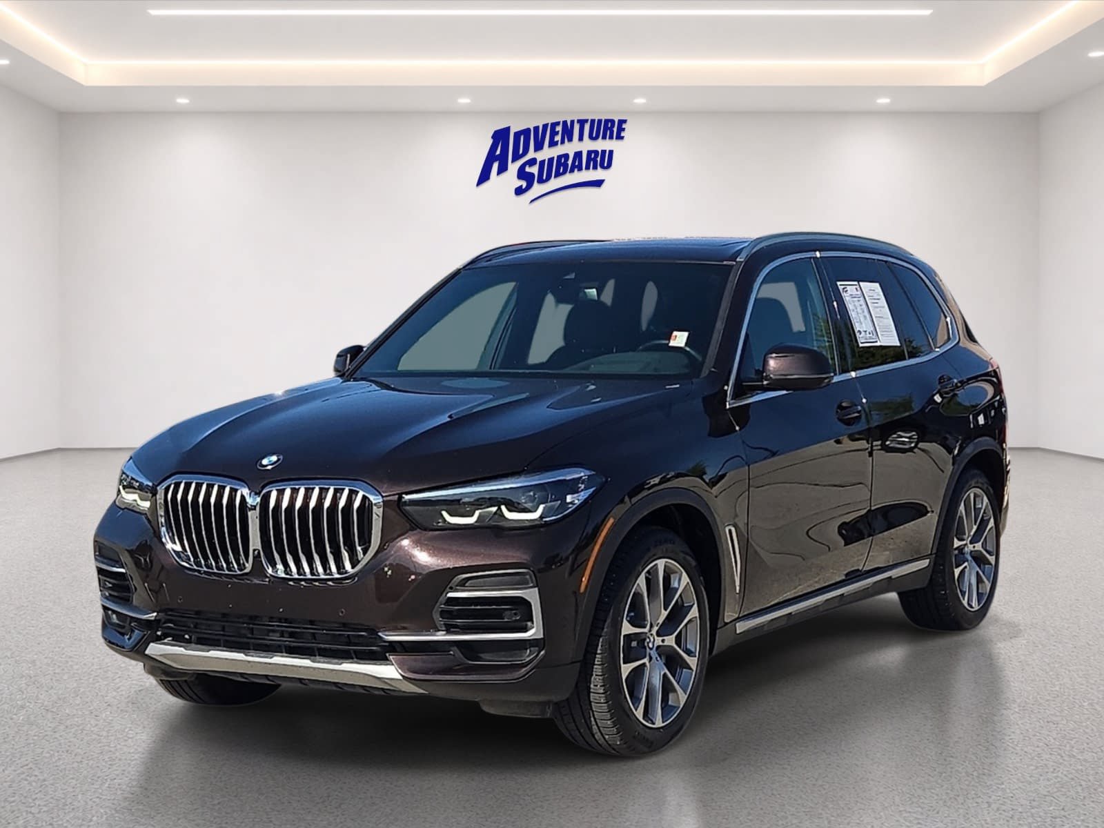 Used 2022 BMW X5 xDrive40i w/ Premium Package AWD/4WD image 2