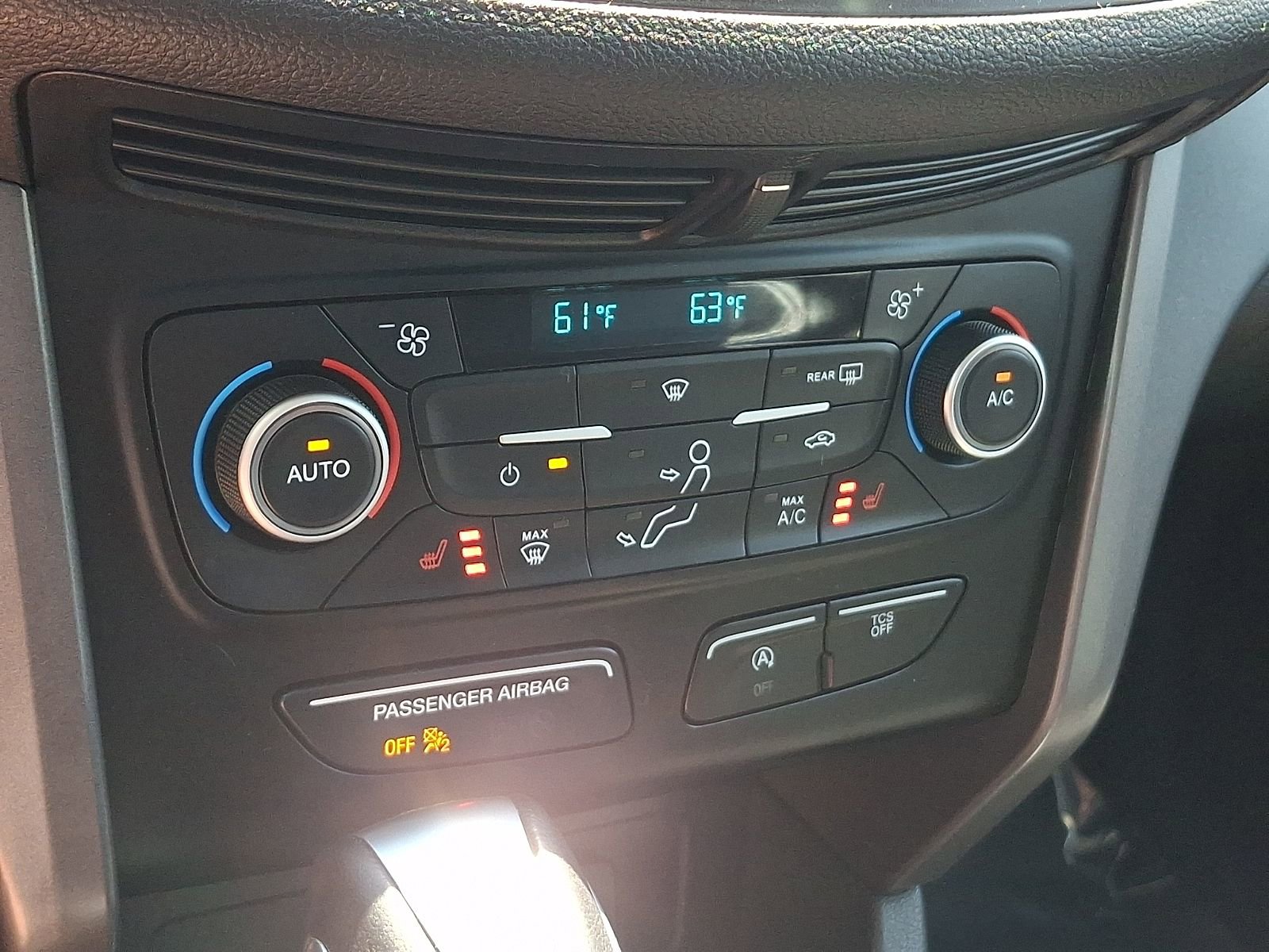 Used 2019 Ford Escape SEL AWD/4WD image 17