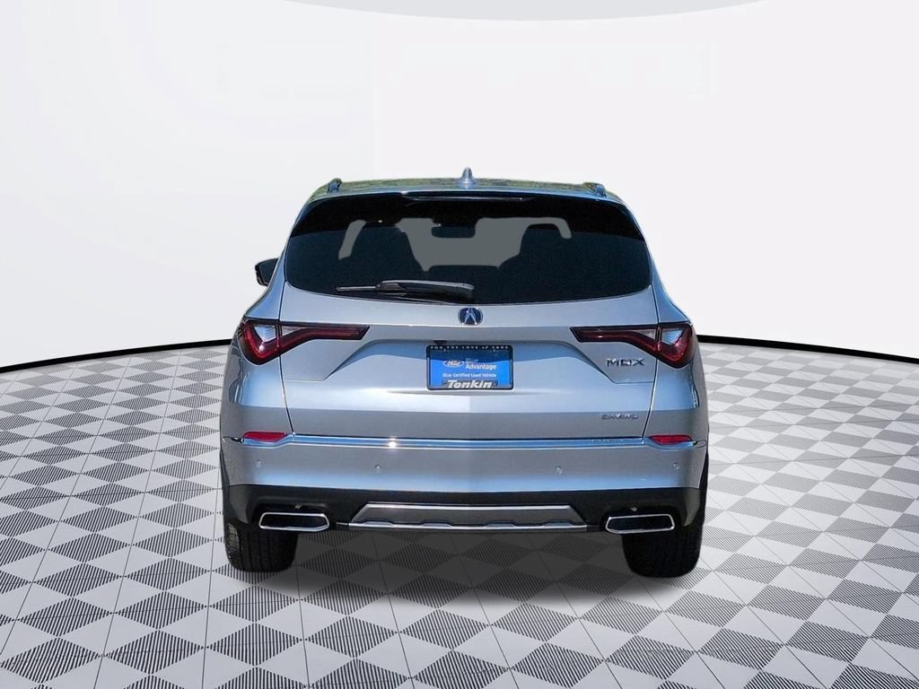 Used 2025 Acura MDX w/ Technology Package AWD/4WD image 4