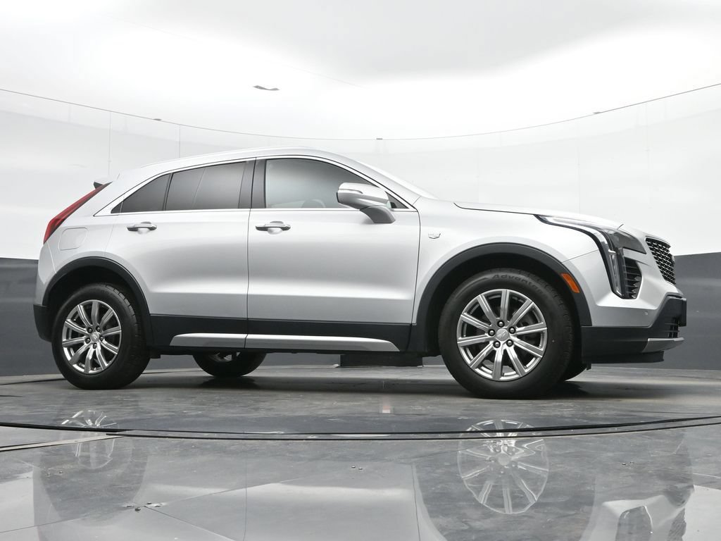 Used 2022 Cadillac XT4 Premium Luxury w/ Safety Alert Package AWD/4WD image 41