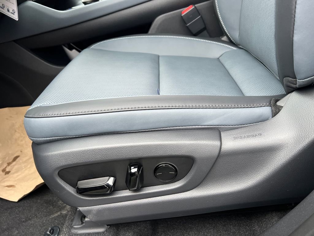 New 2026 Lexus RZ 450e AWD image 13