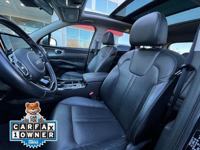 Used 2022 Kia Sorento SX image 2