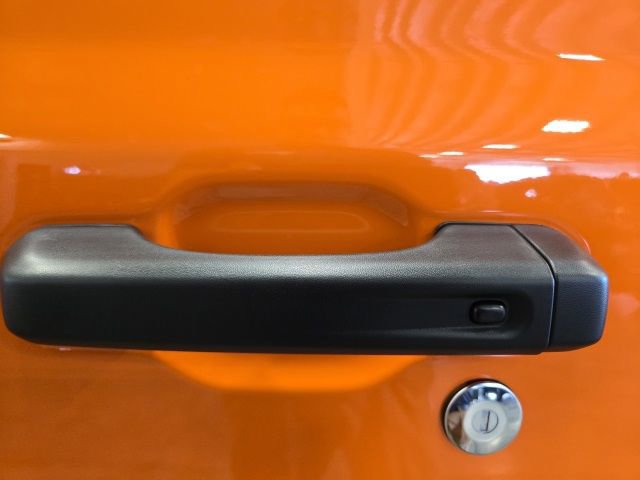 New 2025 Jeep Gladiator Mojave w/ Convenience Group image 13