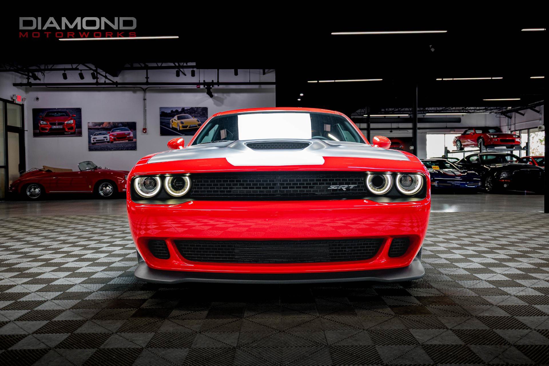 Used 2015 Dodge Challenger SRT Hellcat RWD image 35
