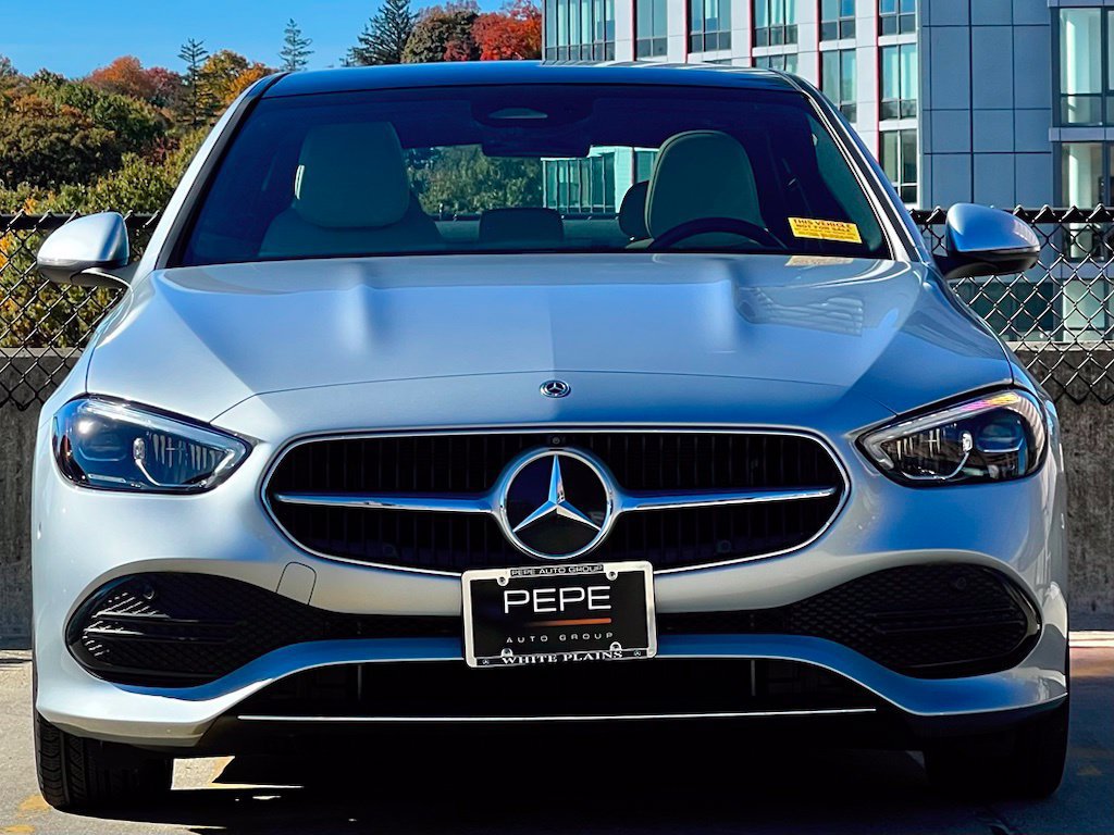 Used 2024 Mercedes-Benz C 300 4MATIC Sedan image 3