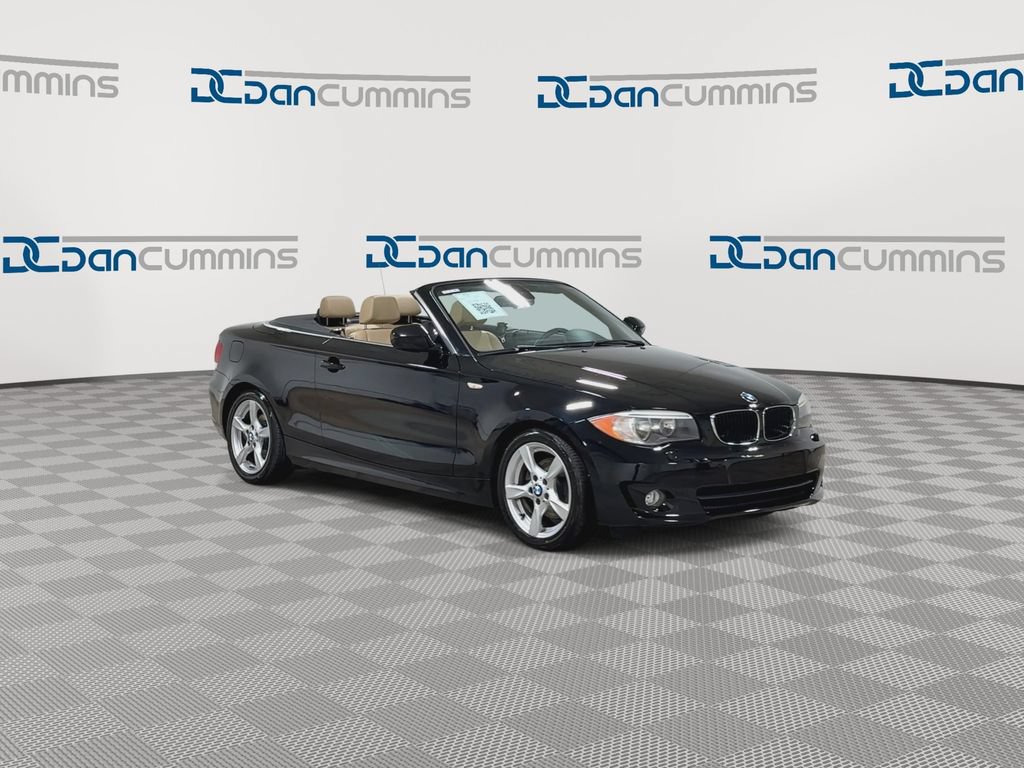 Used 2013 BMW 128i Convertible RWD image 2