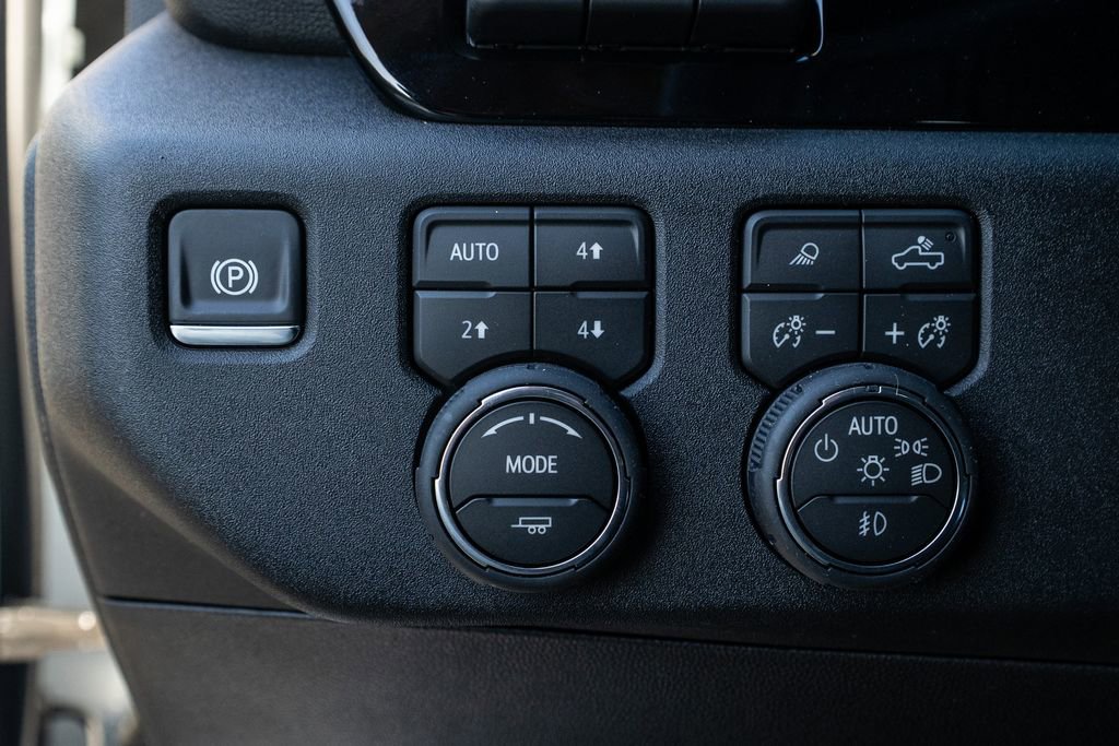 New 2026 Chevrolet Silverado 3500 High Country w/ Technology Package image 24