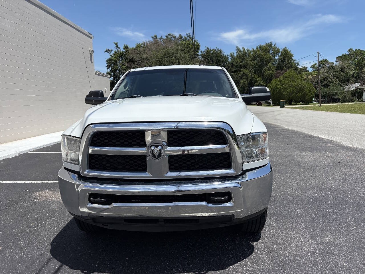 Used 2017 RAM 2500 Tradesman w/ Chrome Appearance Group AWD/4WD image 17