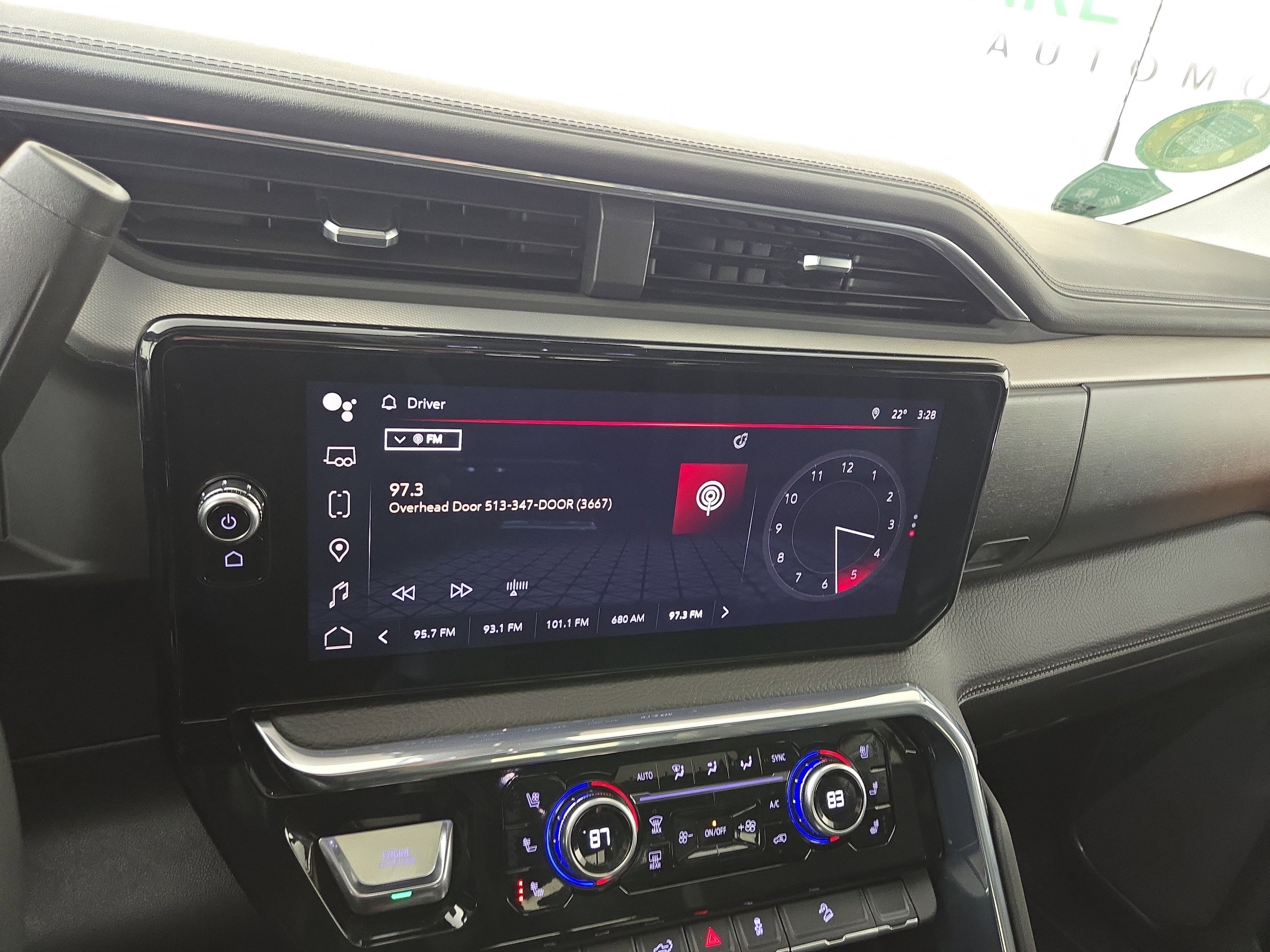 Certified 2025 GMC Sierra 3500 Denali w/ Denali Reserve Package image 19