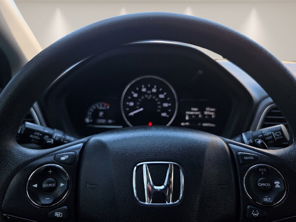 Used 2020 Honda HR-V EX image 24
