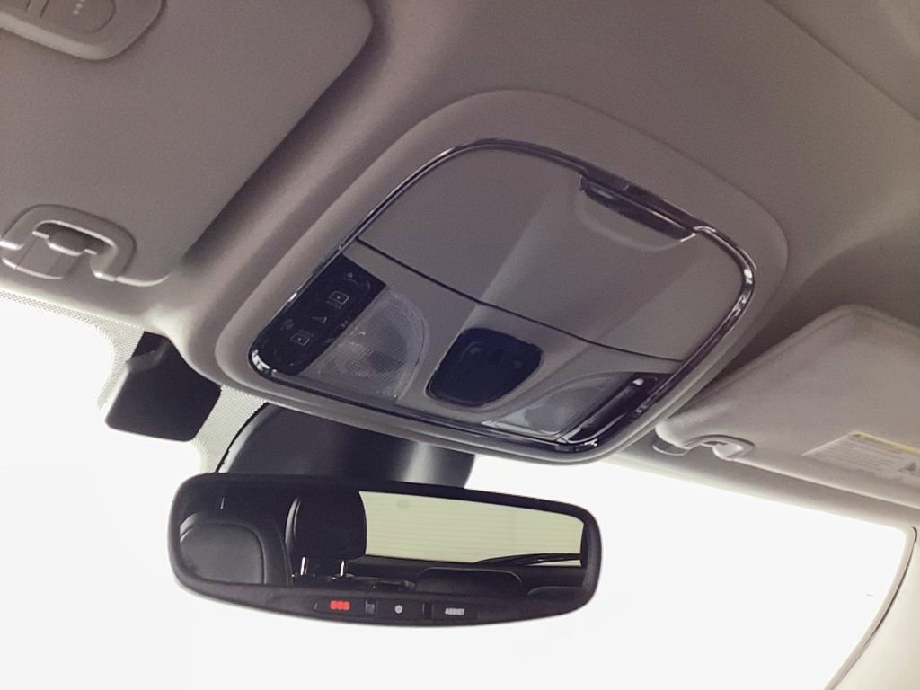 Used 2022 Jeep Cherokee Limited w/ Elite Package image 34