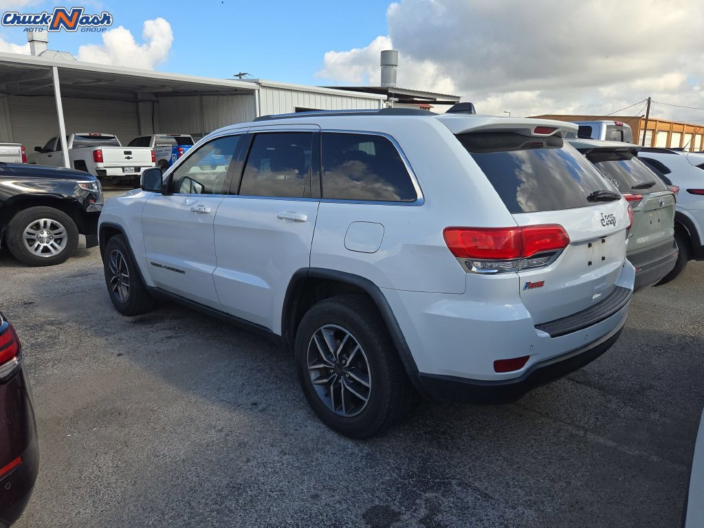 Used 2019 Jeep Grand Cherokee Laredo w/ Laredo X Package RWD image 4