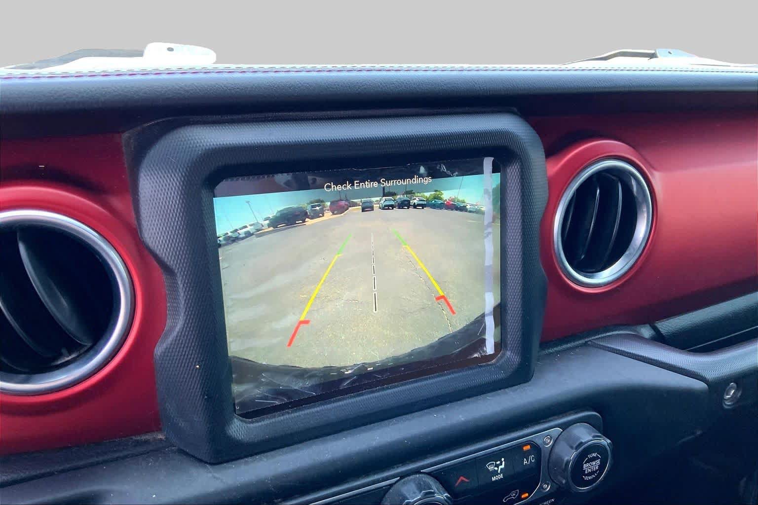 Used 2018 Jeep Wrangler Unlimited Rubicon AWD/4WD image 27