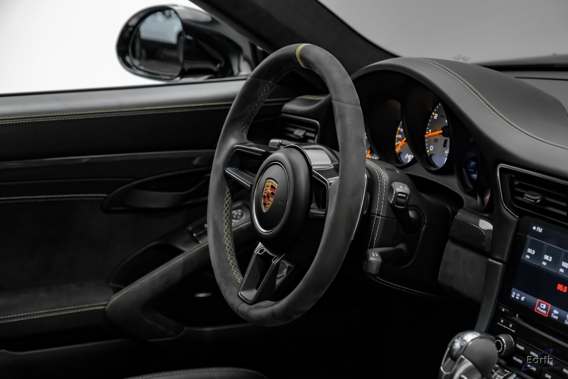 Used 2019 Porsche 911 GT2 RS w/ Weissach Package image 68