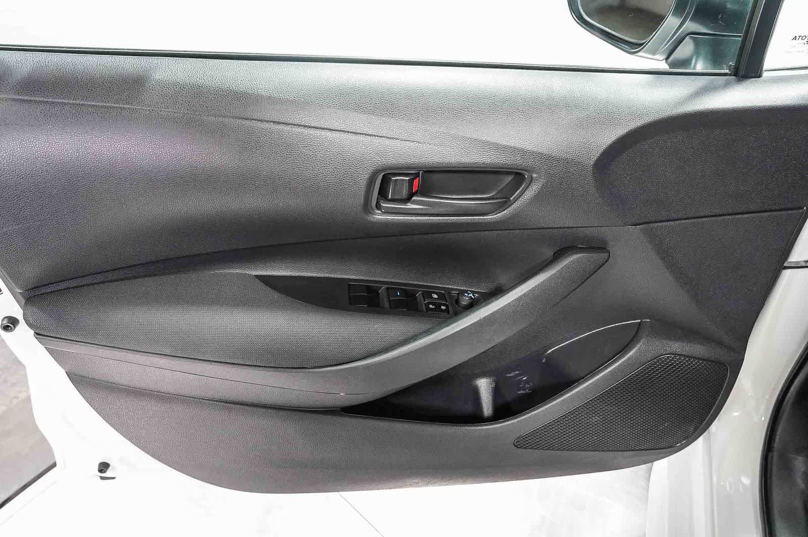 Certified 2022 Toyota Corolla LE FWD image 21