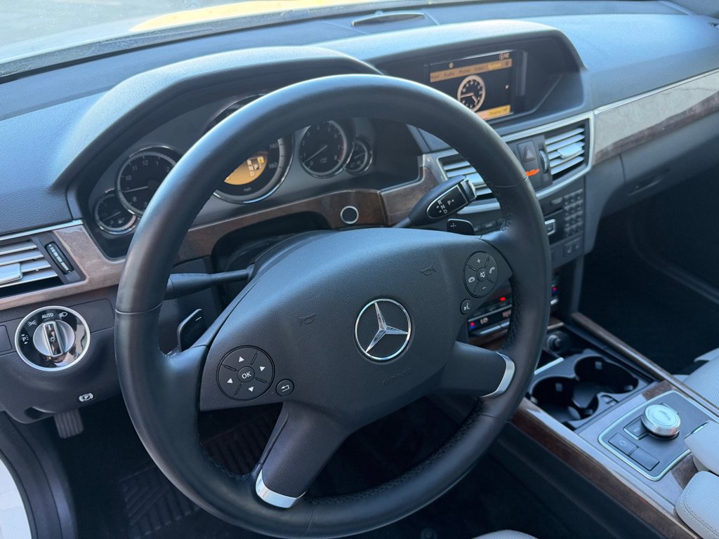 Used 2012 Mercedes-Benz E 350 4MATIC Sedan image 11
