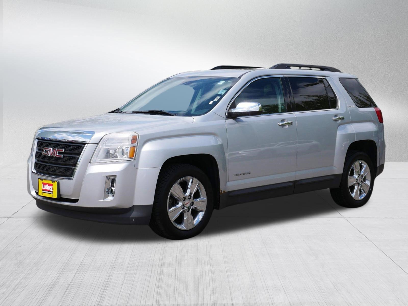 Used 2014 GMC Terrain SLE w/ Chrome Package AWD/4WD image 3