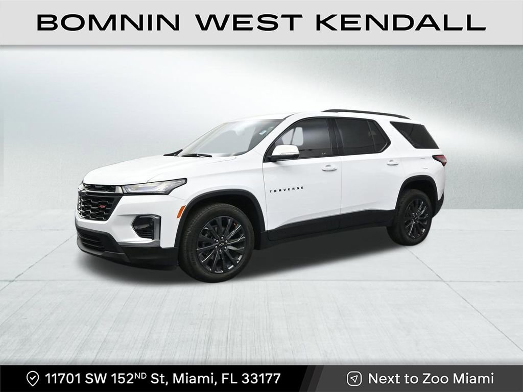 Used 2023 Chevrolet Traverse RS image 1