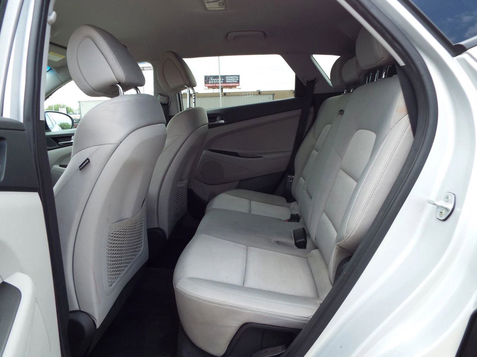 Used 2016 Hyundai Tucson SE image 18