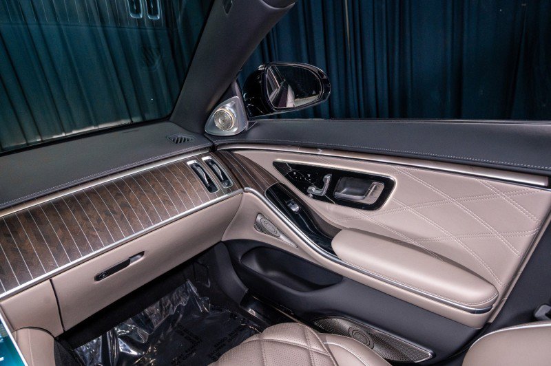 New 2025 Mercedes-Benz Maybach S 680 4MATIC image 32