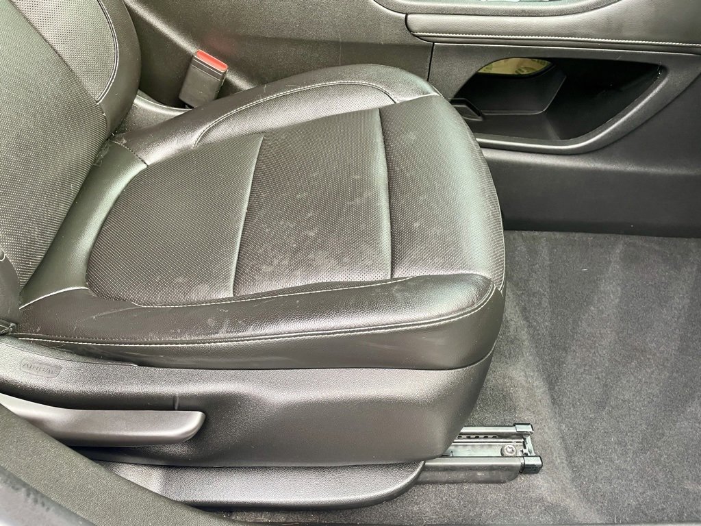 Used 2020 GMC Acadia SLT image 13