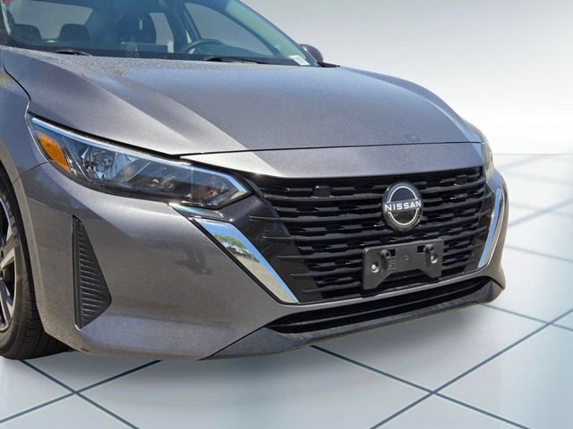Used 2024 Nissan Sentra SV FWD image 3
