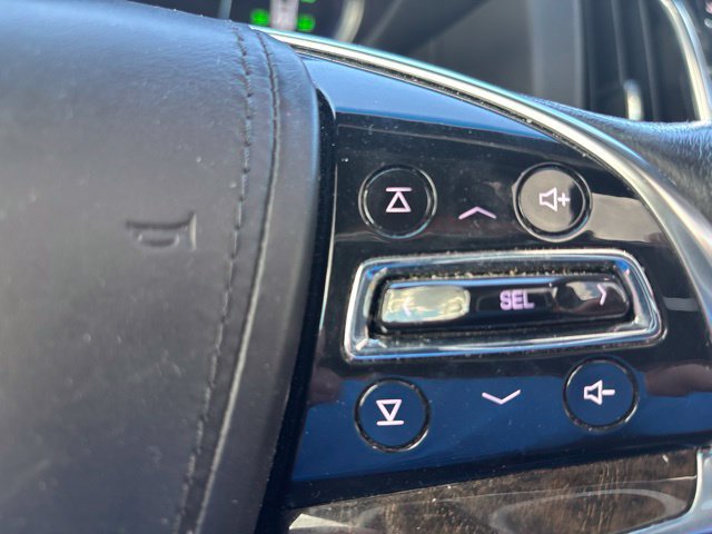 Used 2016 Cadillac Escalade Platinum AWD/4WD image 9