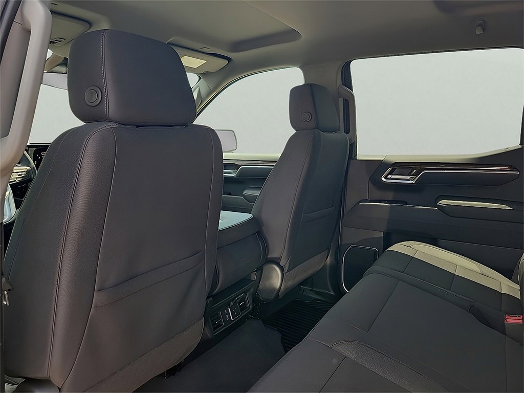 New 2026 GMC Sierra 1500 SLE w/ Preferred Package image 12