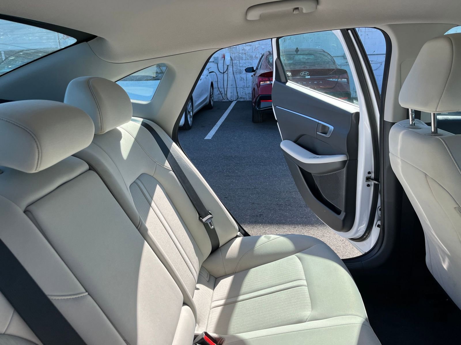 Used 2025 Hyundai Sonata SEL FWD image 37