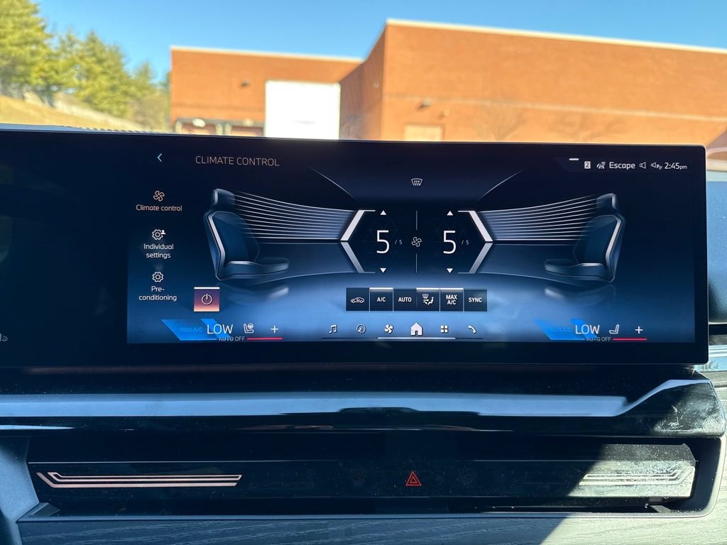 Used 2026 BMW 530i xDrive AWD/4WD image 19