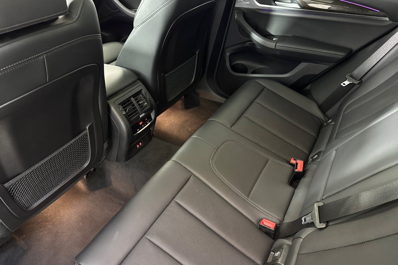 Used 2023 BMW X3 sDrive30i w/ Convenience Package RWD image 30