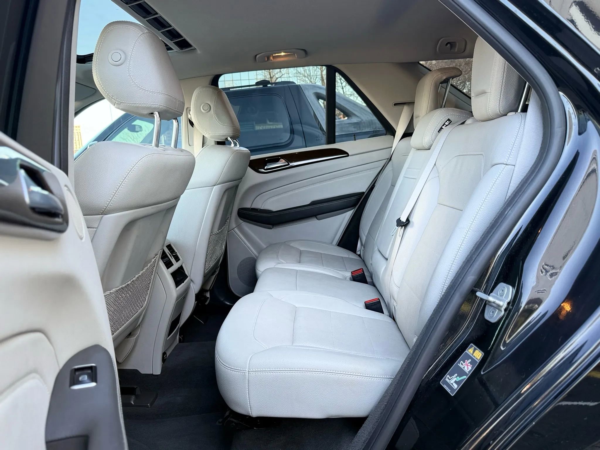 Used 2014 Mercedes-Benz ML 350 4MATIC w/ Premium 1 Package image 29